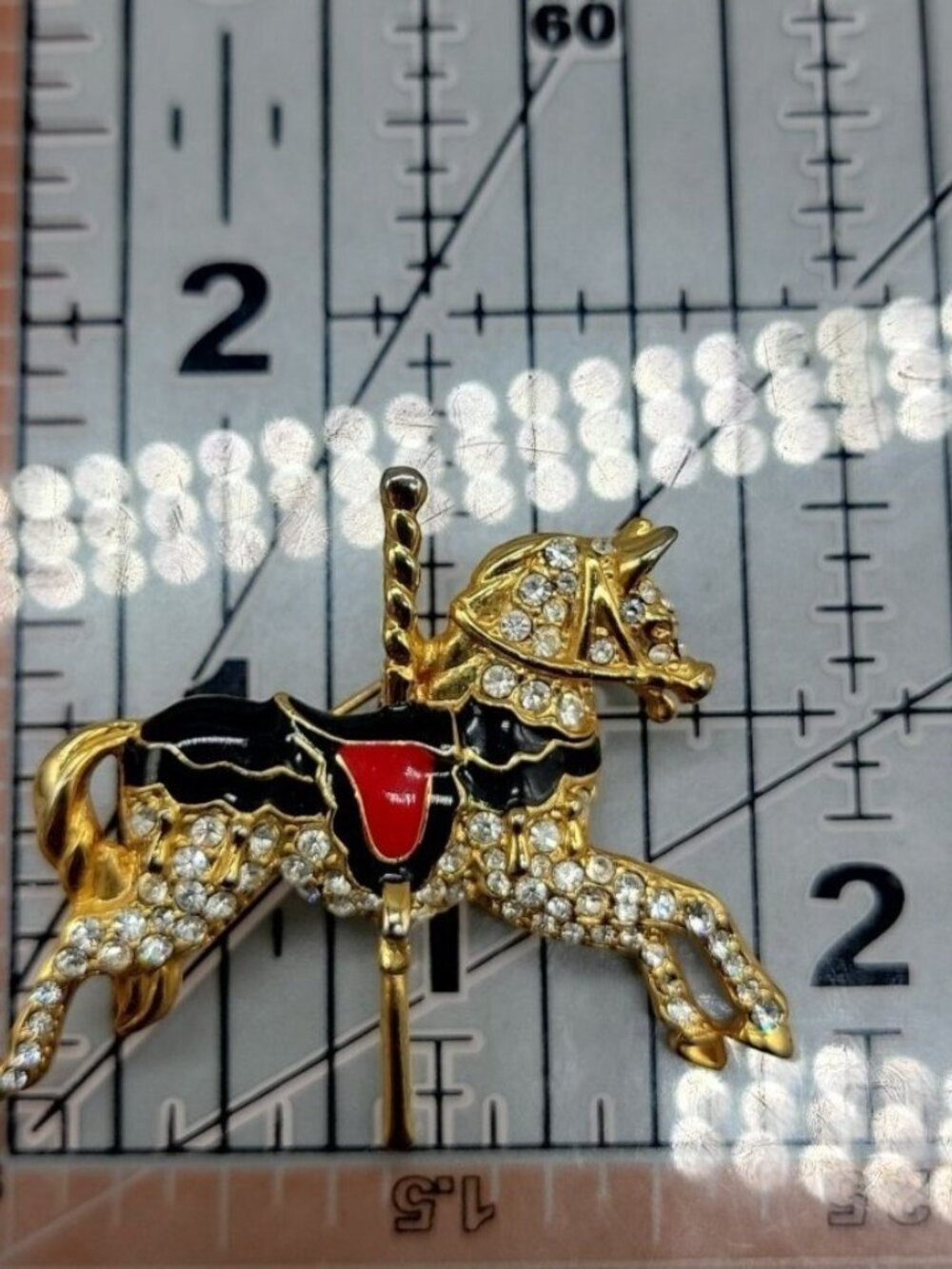 Carousel Horse Brooch Gold Plated Rhinestone Black Red Enamel Saddle Vintage - Picture 3 of 6